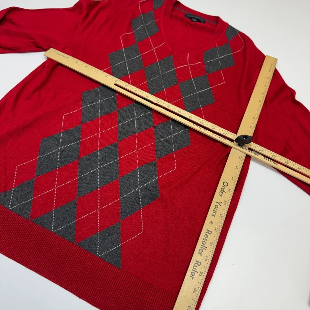 Banana Republic Sweater Mens Large Red Argyle Silk Cashmere Preppy Academic